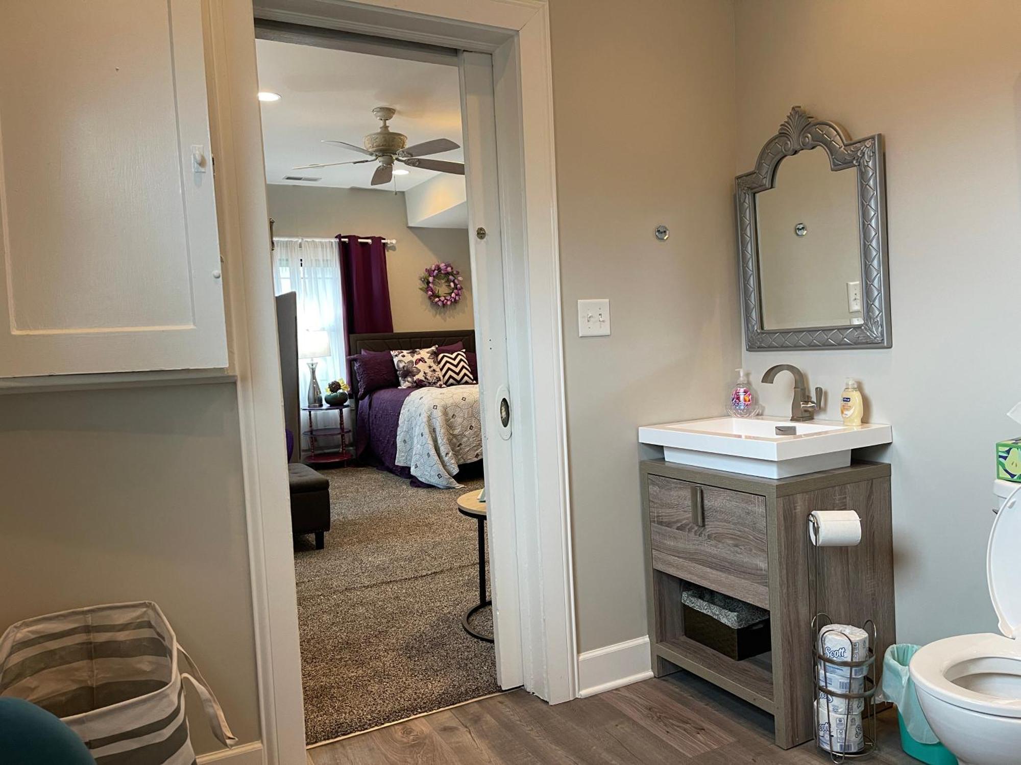Vip Suites For Business Women, Nurses, College Moms Traveling To Indianapolis Ngoại thất bức ảnh