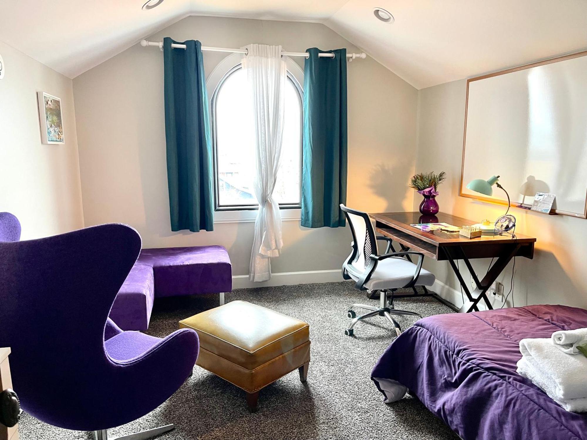 Vip Suites For Business Women, Nurses, College Moms Traveling To Indianapolis Ngoại thất bức ảnh
